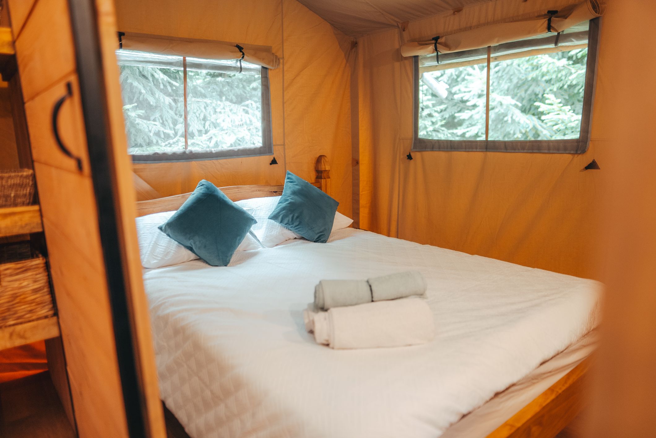 Master king size bed safari tent