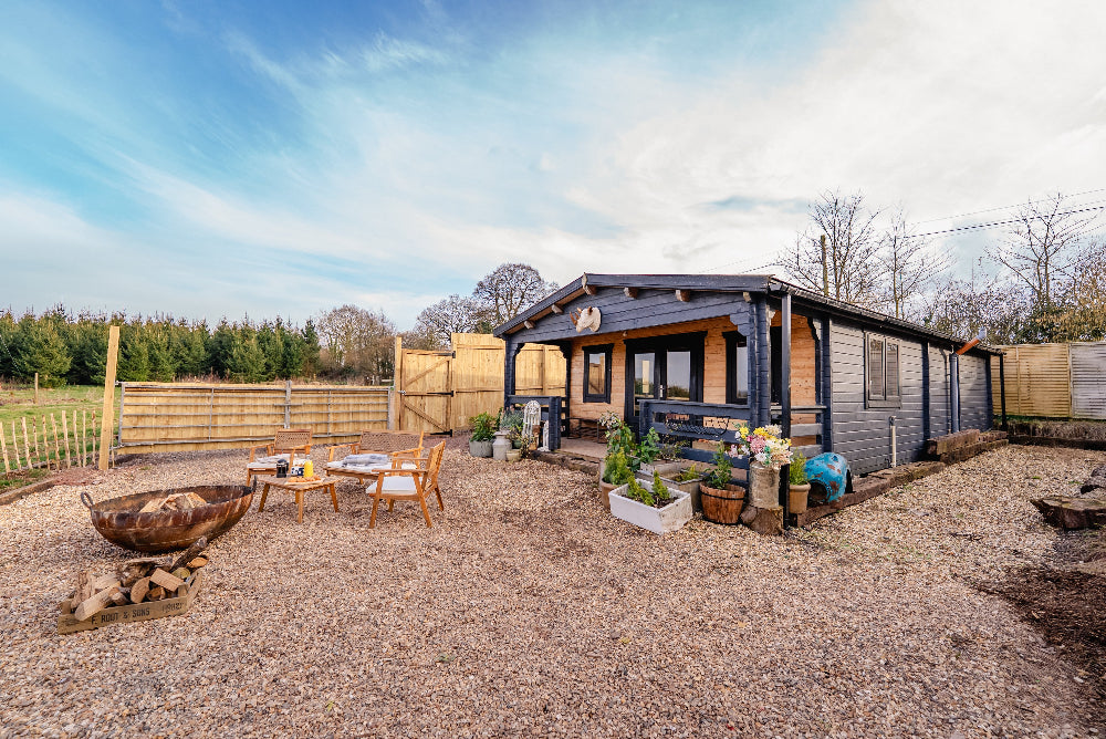 The Lodge Log Cabin Raglan Pine Forest View Glamping
